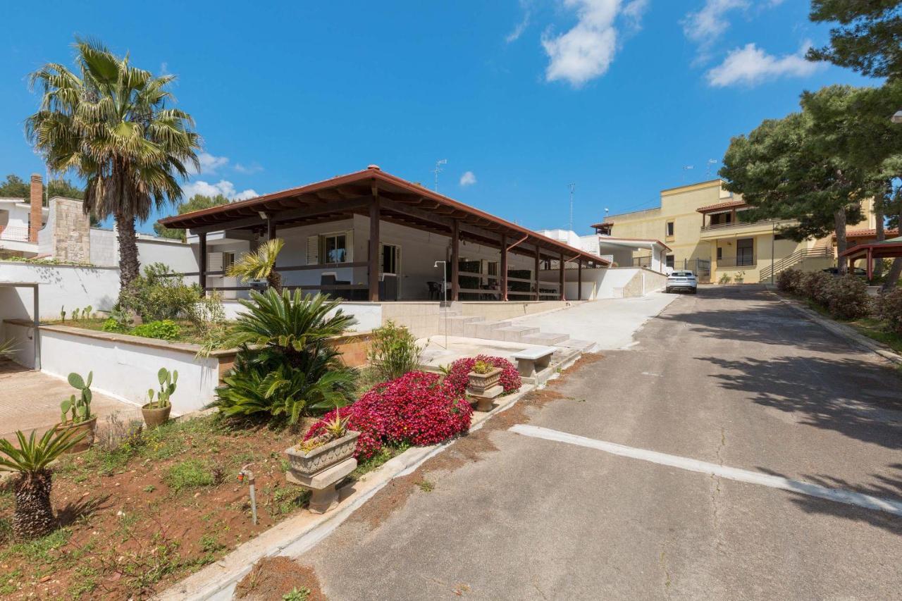 Residence Garden Sea Порто-Чезарео Экстерьер фото