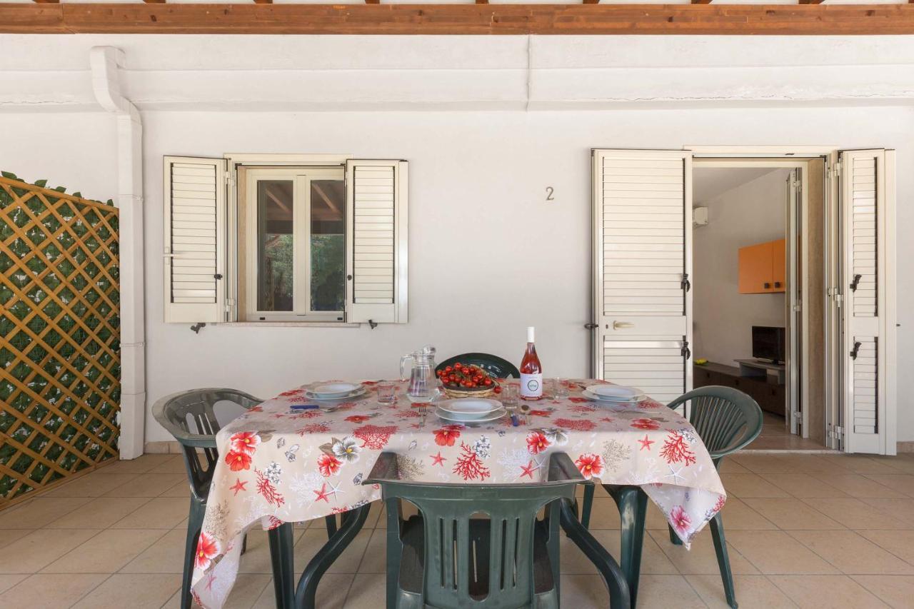 Residence Garden Sea Порто-Чезарео Экстерьер фото