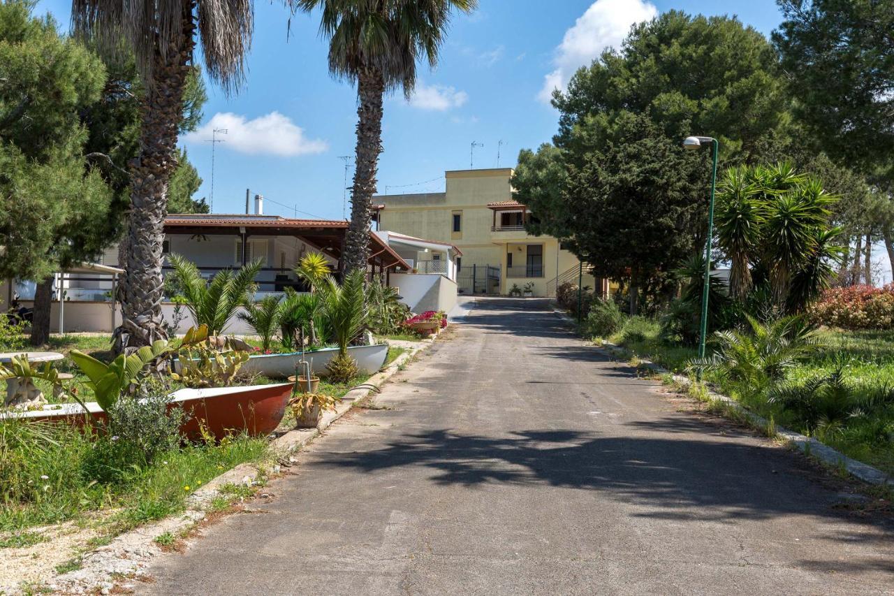 Residence Garden Sea Порто-Чезарео Экстерьер фото