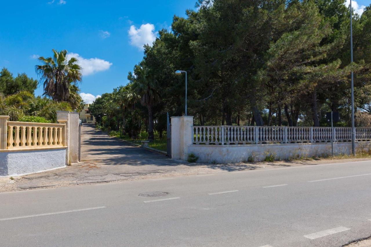 Residence Garden Sea Порто-Чезарео Экстерьер фото